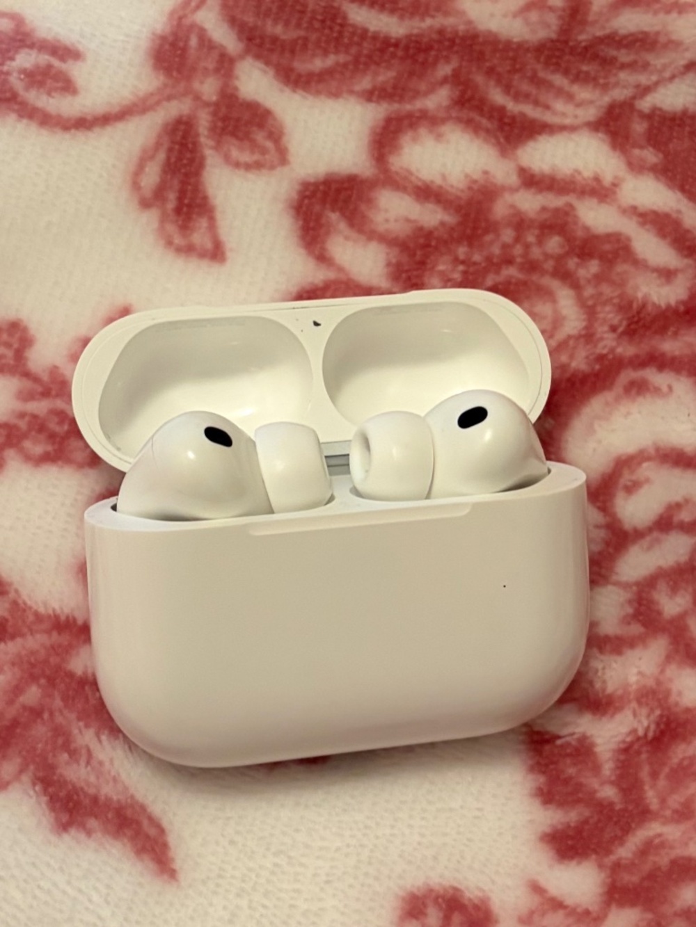 AirPod Pros - Picture 3 of 4